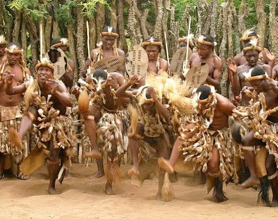 Zulu menon iSithumba Adventures in Durban South Africa. A top 10 tourist attraction as featured on Lovedurban.com Durban tourist information and what's on in Durban website
